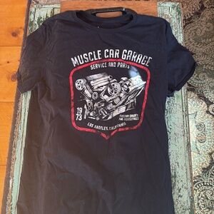 muscle car garage tshirt, size large